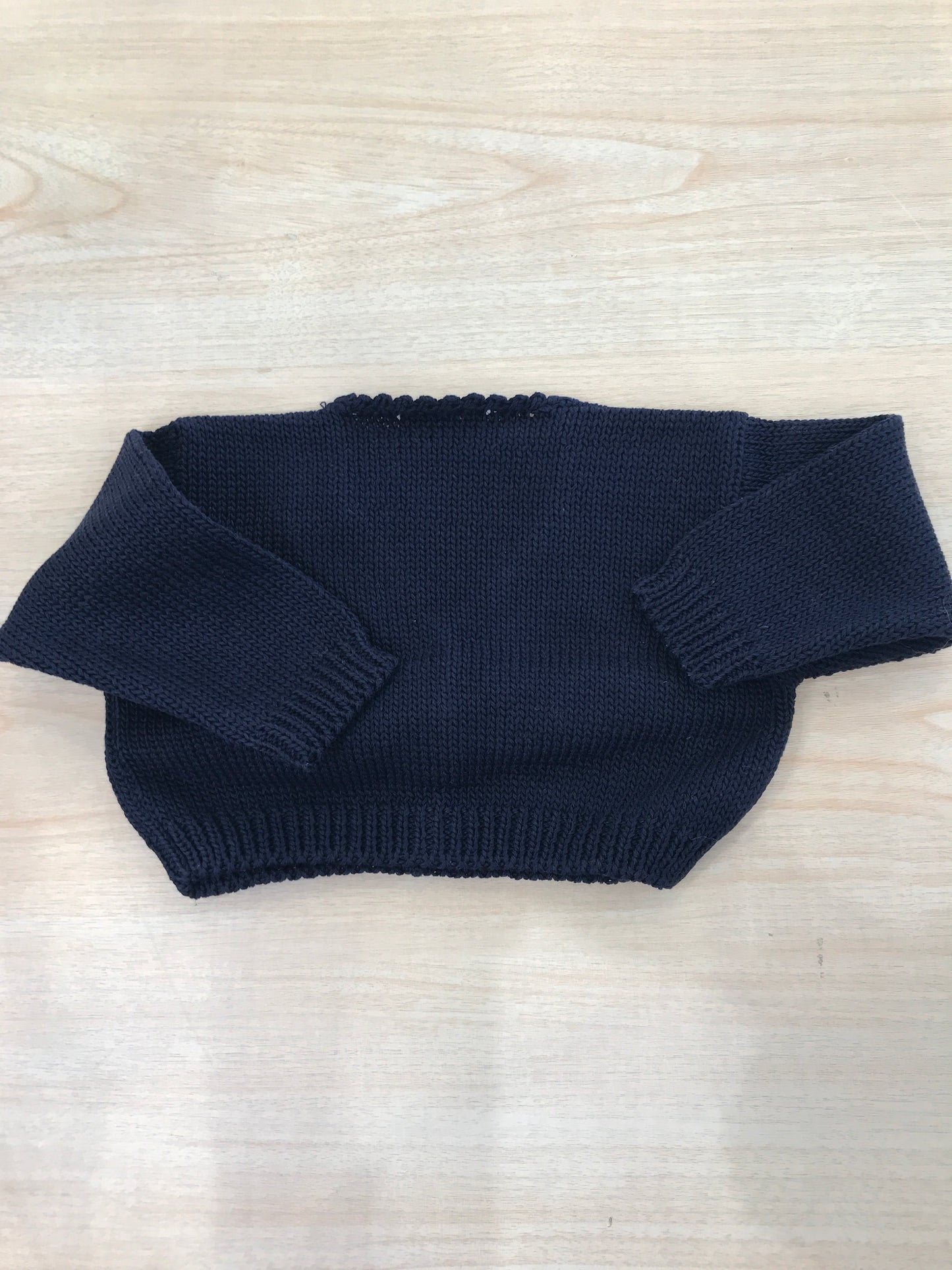 Cardigan Biebi in filo con tre bottoncini blu scuro