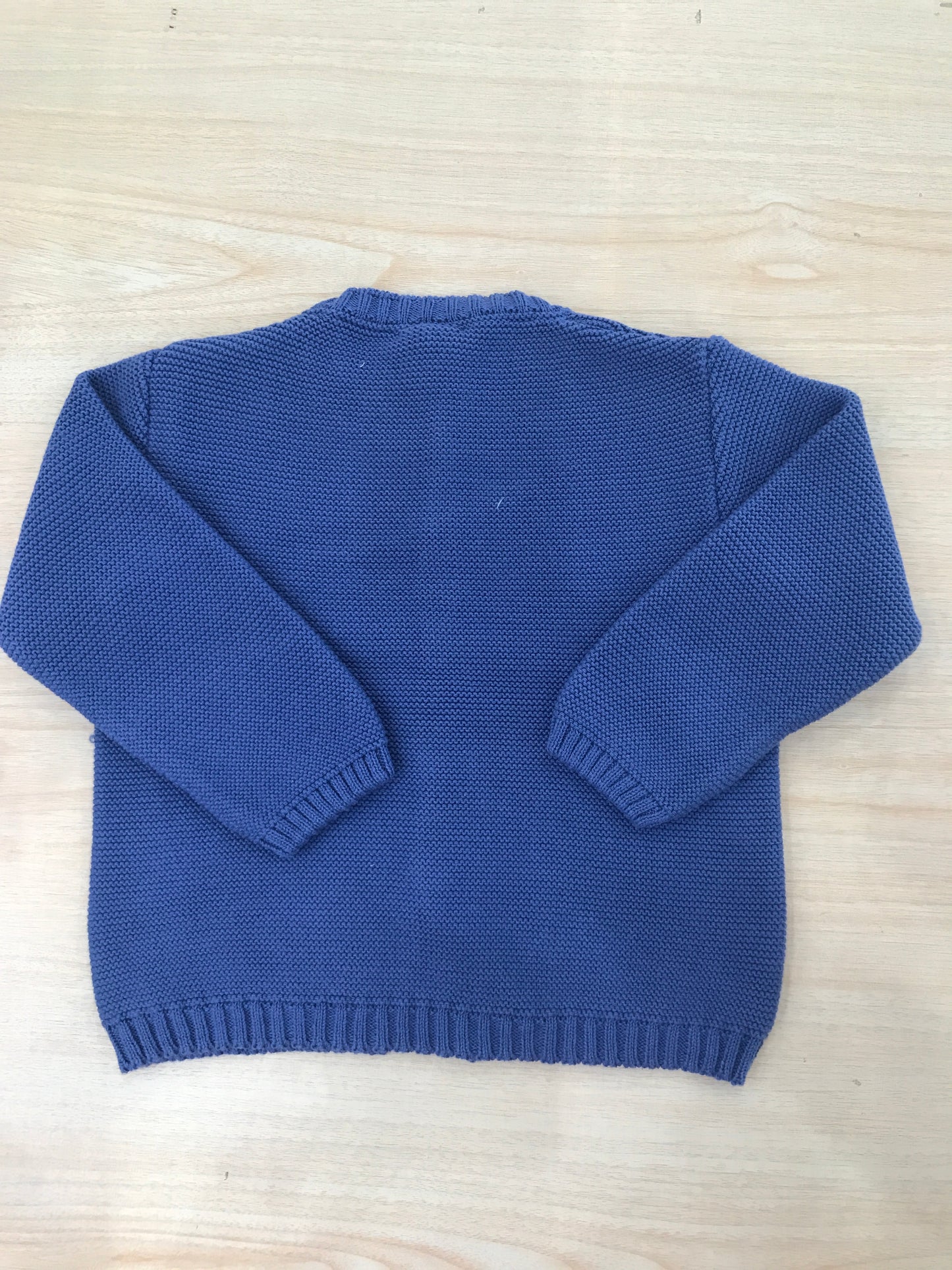 Cardigan Paz Rodriguez in filo bluette con tasche sul davanti e piccoli bottoncini