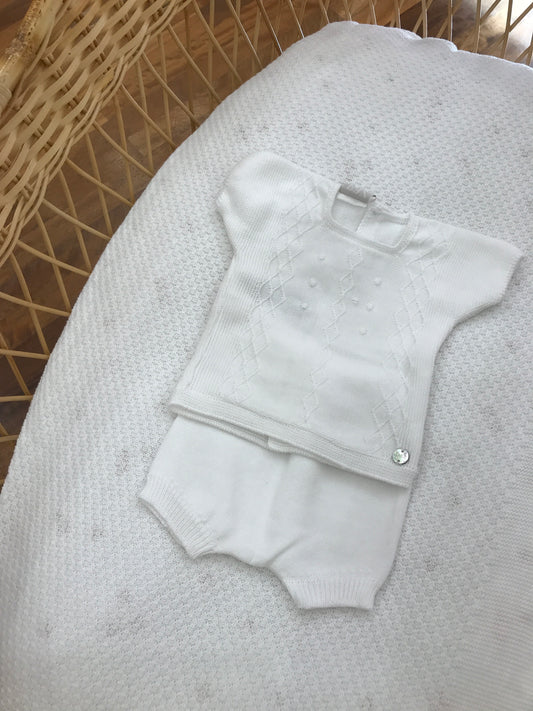 Coordinato nascita Paz Rodriguez in filo bianco con lavorazione in maglia su coperta e completino due pezzi