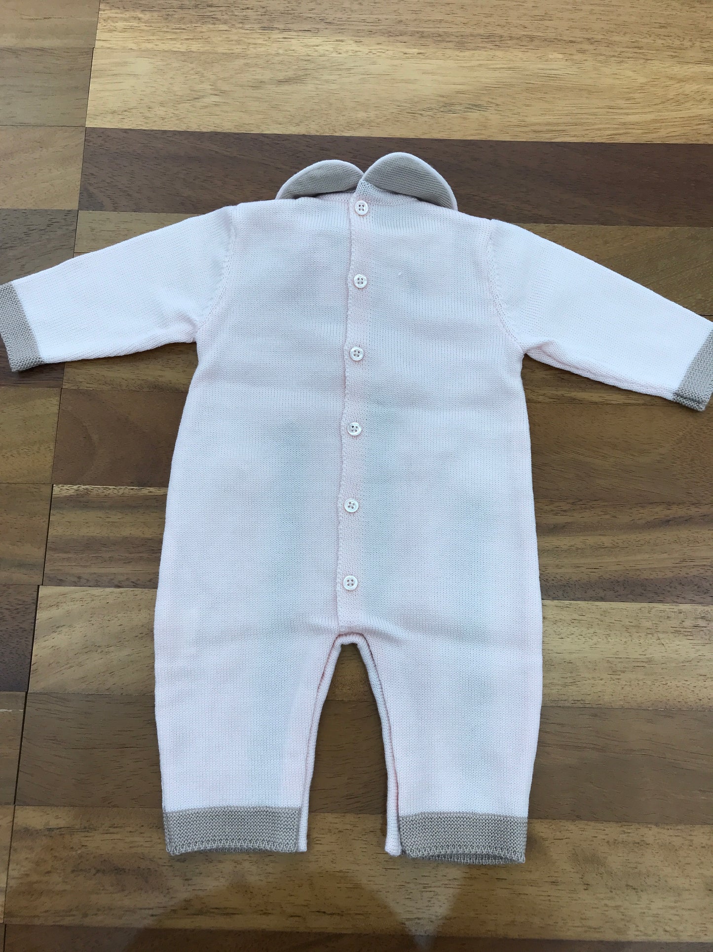 Tutina colori chiari