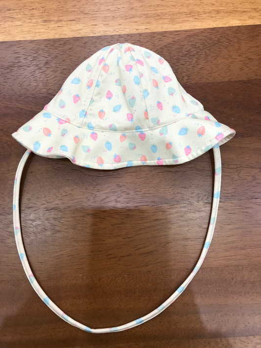 Cappello Paz Rodriguez da mare giallo con fragoline con laccio sotto collo con fiocco sul retro