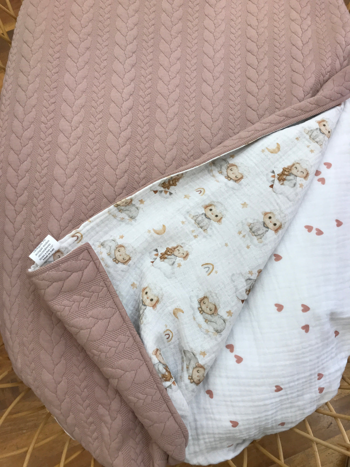 Coperta Nannafrufru in lana con trecce e l'interno con rivestimento in mussola di cotone a fantasia