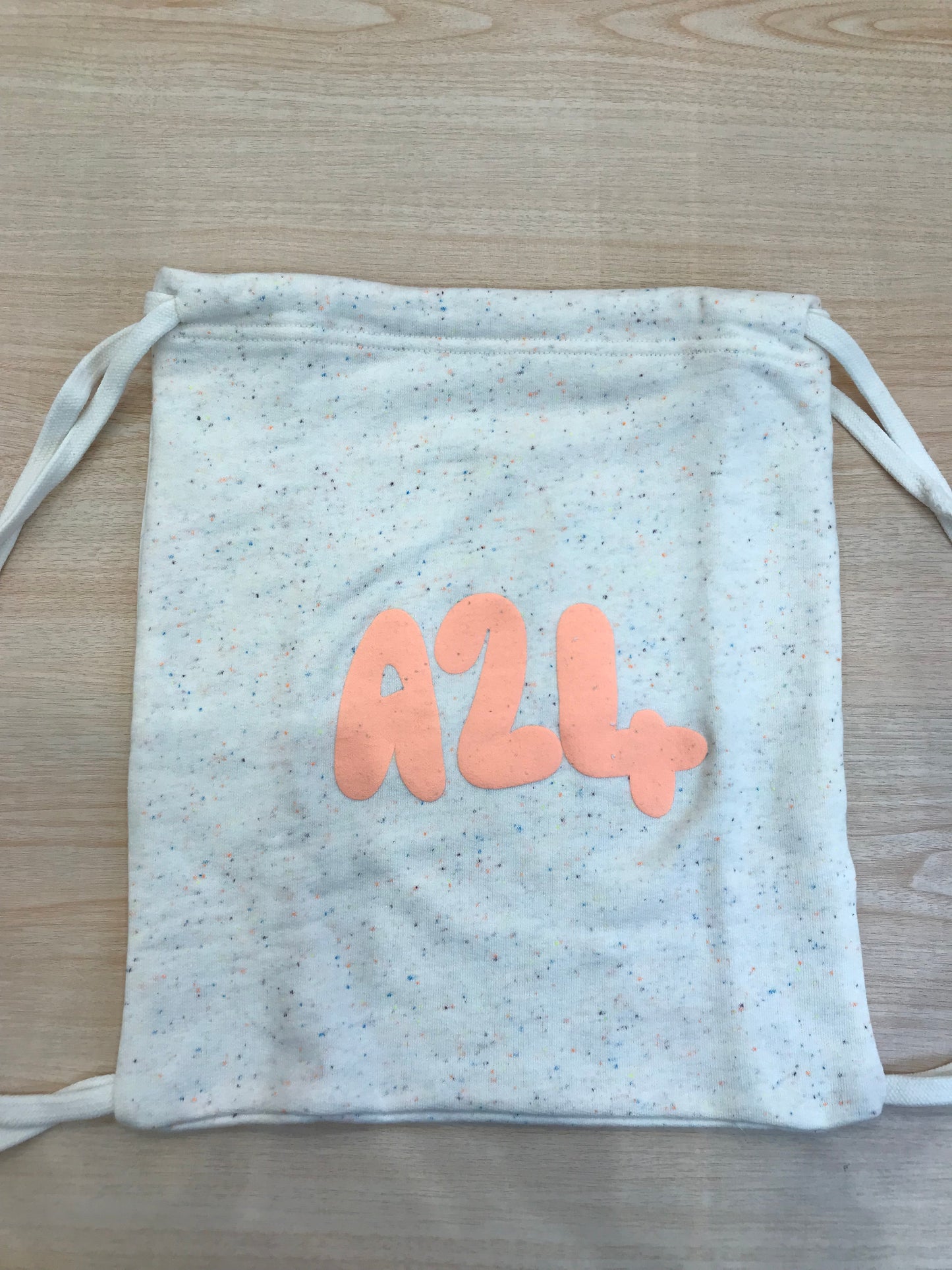 Tuta AVentiquattrore in cotone pantalone corto t-shirt con disegni felpina e sacca abbinata