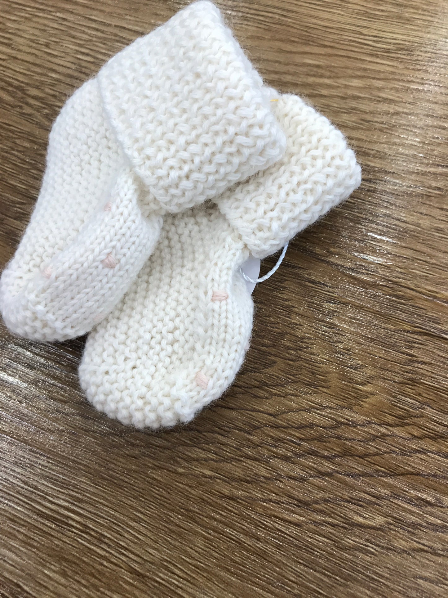 Babbucce Fofettes panna con punto smock rosa sul davanti
