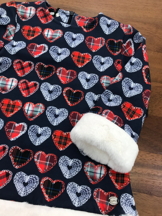 Abito Byblos con bordo e polsino manica in pelliccia bianco con piccolo cuoricini su tutt'esso