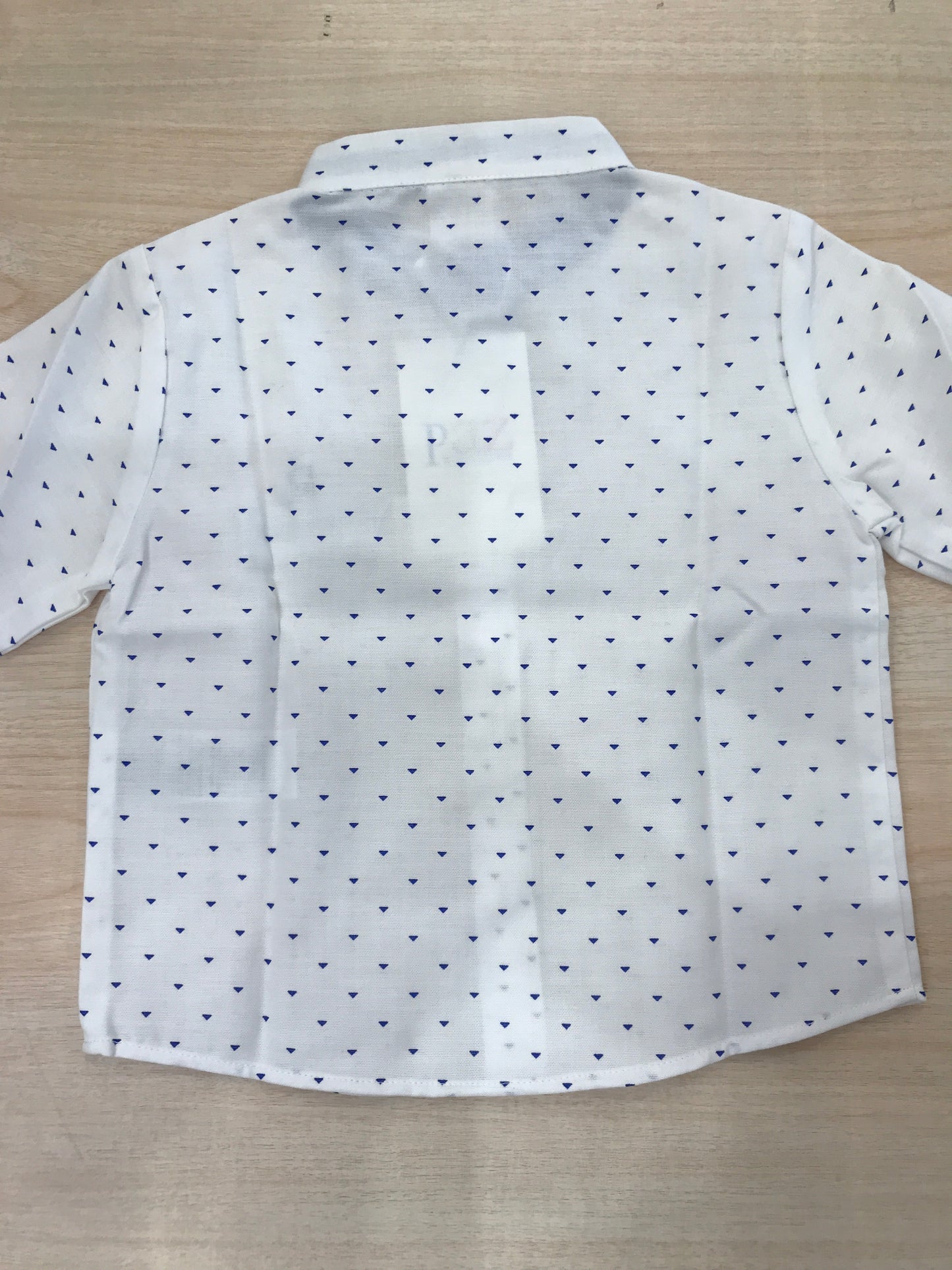 Camicia Paz Rodriguez in cotone manica lunga con piccoli triangoli blu elettrico