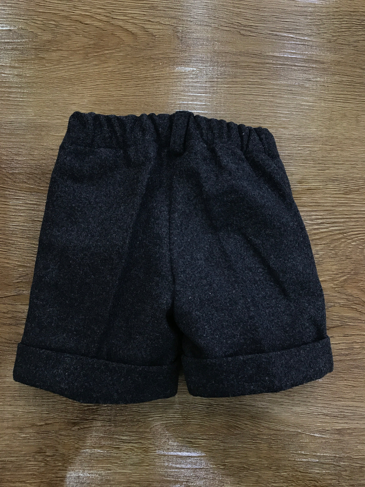 Pantalone Jo Milano in panno grigio scuro con risvolto