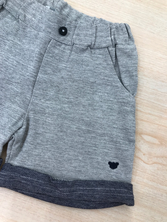 Pantalone Nanan corto in cotone grigio con risvolto