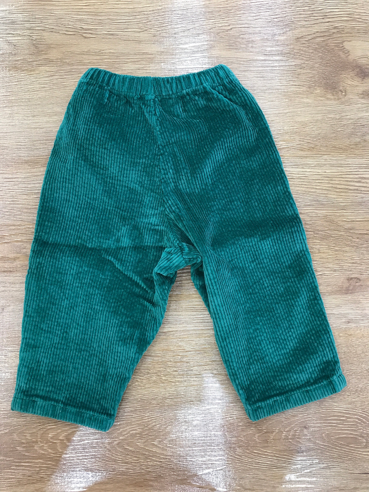 Pantalone Petit Bateau lungo verde in velluto a coste con elastico in vita
