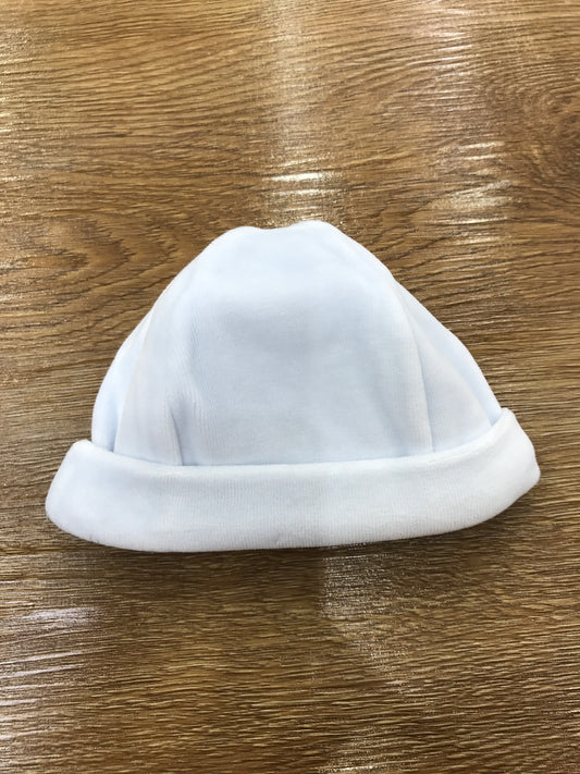 Cappello Baby Gi in ciniglia celeste con orsetto ricamato sul davanti