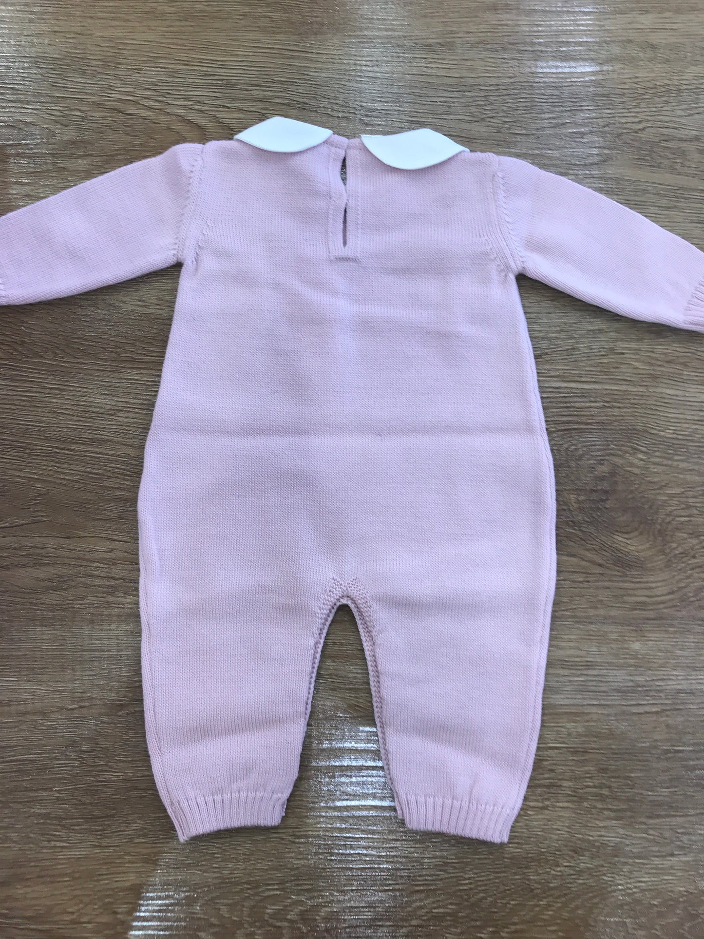 Tutina Baby Lord intera in lana rosa antico con fiocchetto ricamato sul davanti