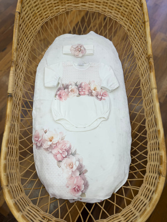 Coordinato nascita Sofija in caldo cotone con fiori