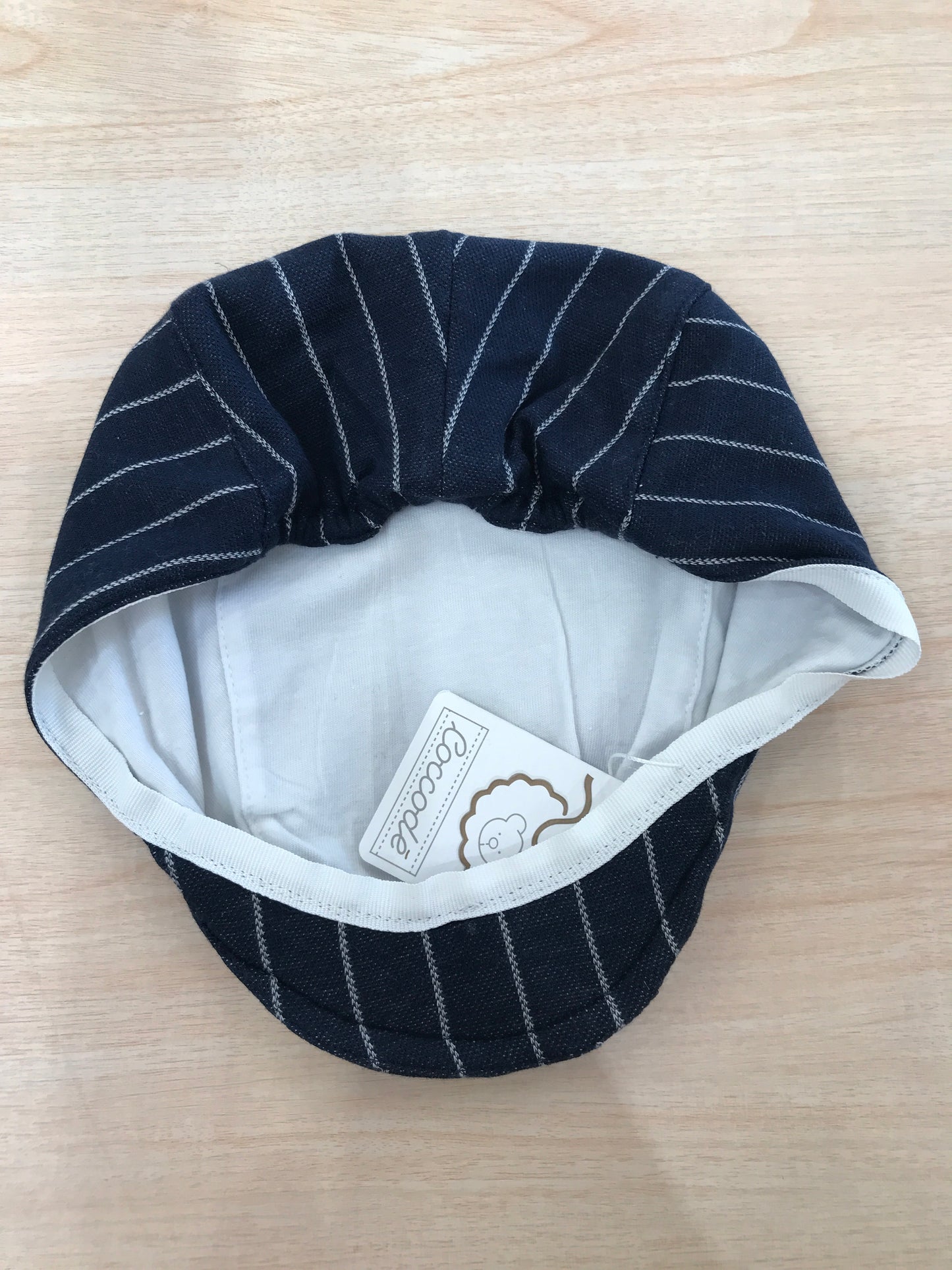 Coppola Coccodè in cotone blu scuro con righe grigie con visiera rigida