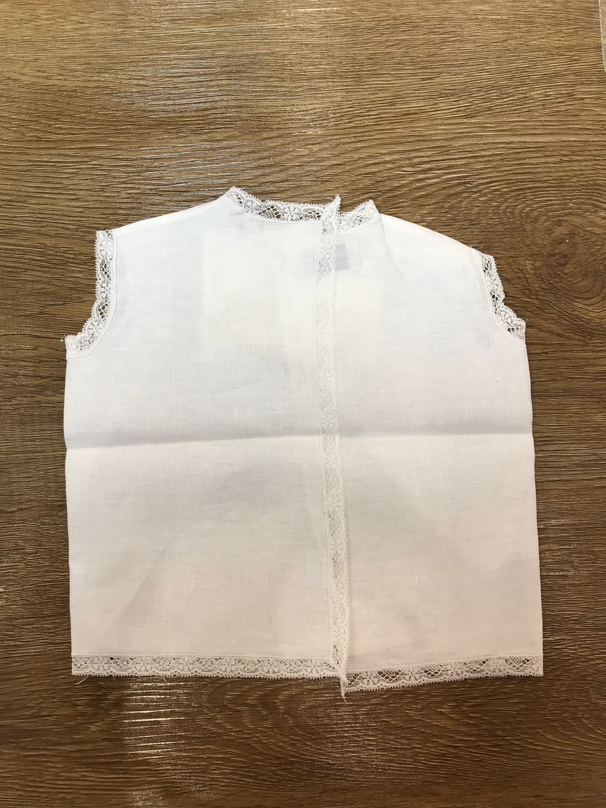 Camicino Piccola Giuggiola in lino con applicazione di valancienne con piccolo ricamo al centro sul davanti