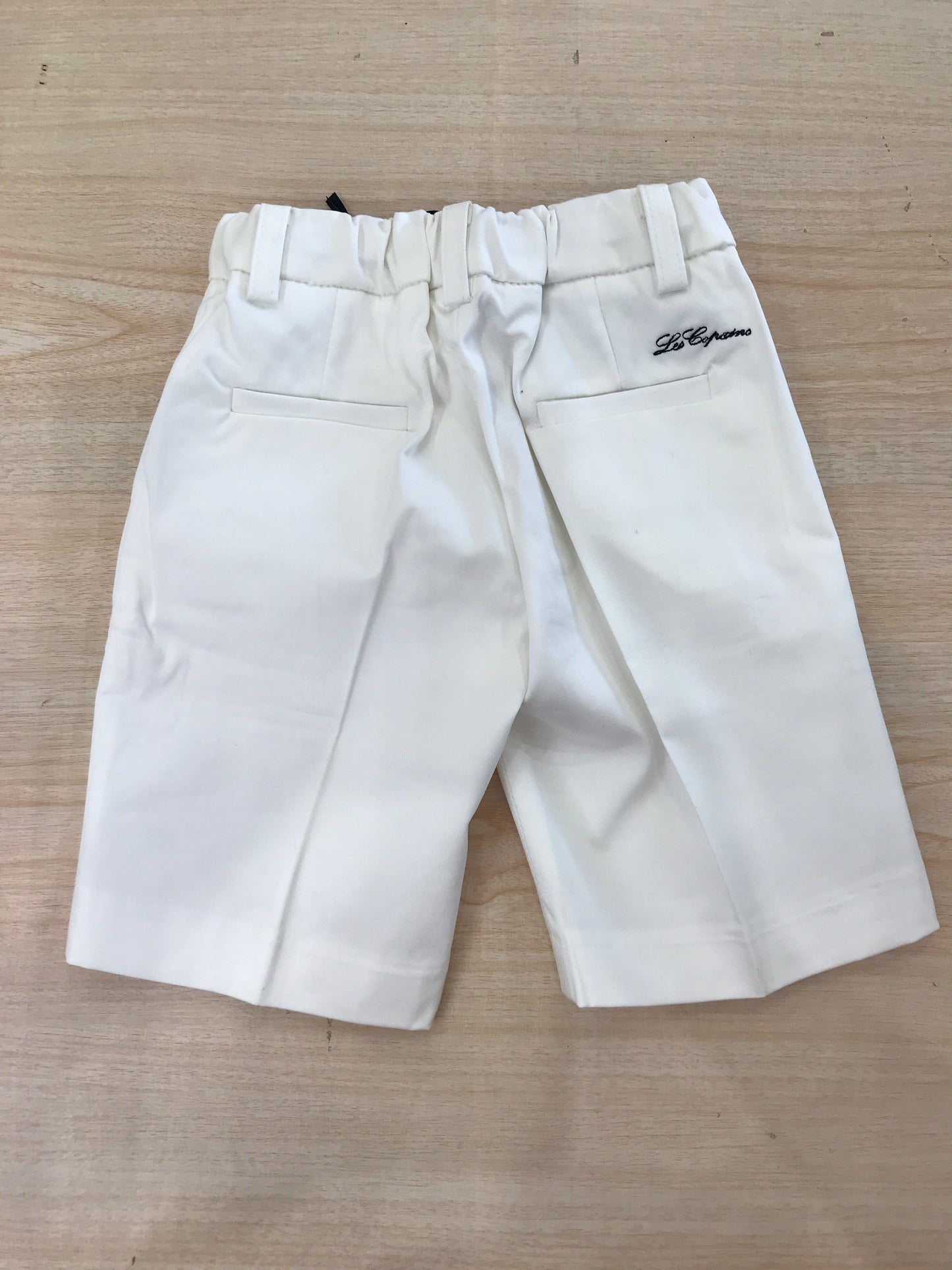Bermuda Les Copains bianco con dettagli blu scuro e tasche sul davanti