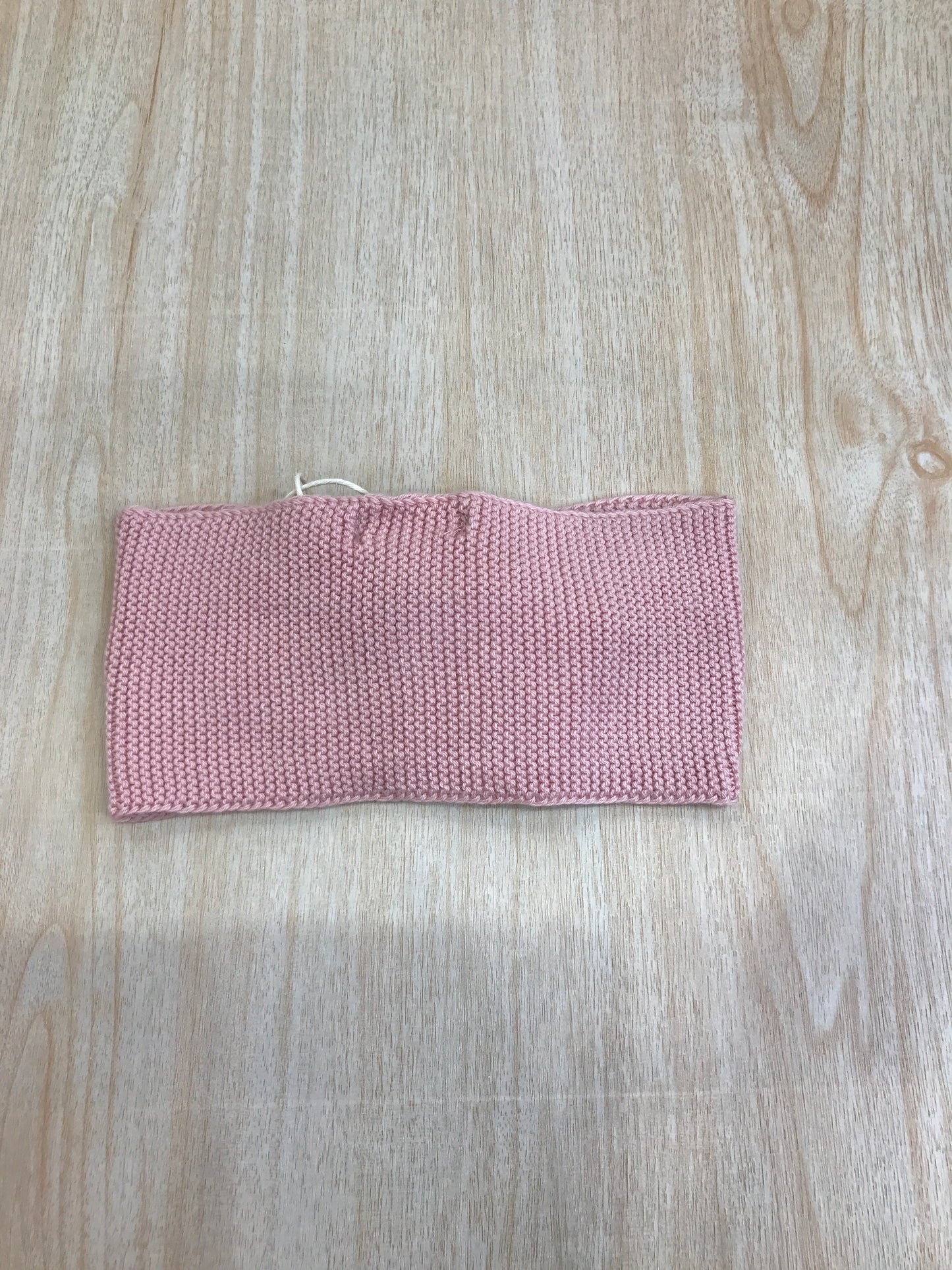 Fascia PCS in filo rosa con nodino e pois bianchi sul davanti