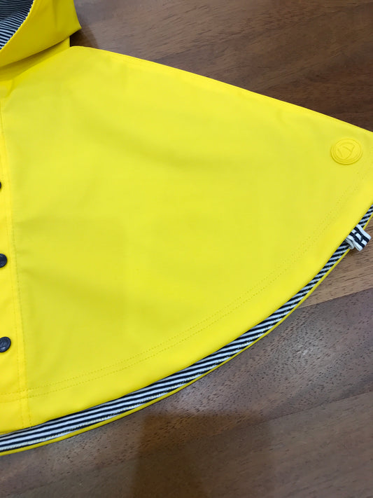 Mantella Impermeabile Petit Bateau gialla con interno a righe di cotone bianche e blu