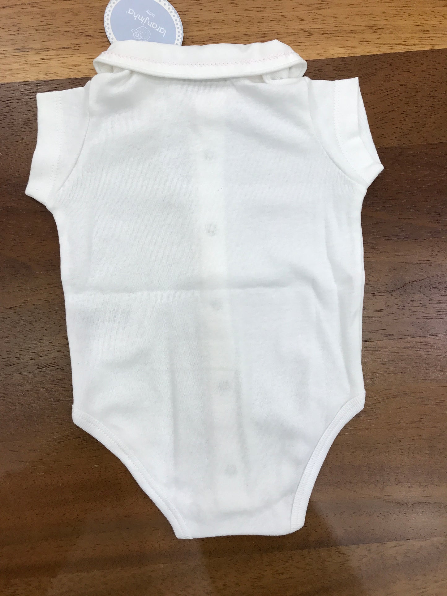 Body Laranjinha in cotone mezza manica con collo ricamato in rosa