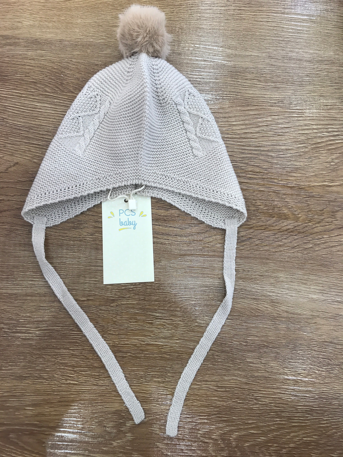 Cappello PCS con lacci con pon pon e ricamo laterale