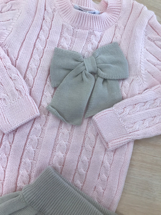 Completo Bebè di Almy in filo maglioncino rosa con trecce manica lunga con fiocchetto con gonnellina plissettata