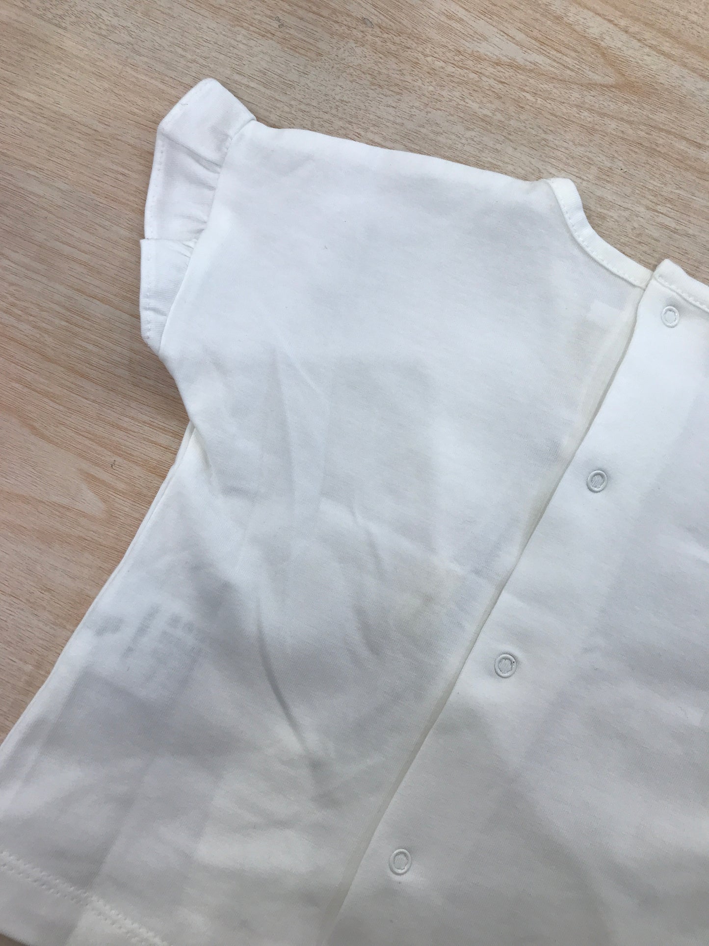 T-shirt Cielo Blu in cotone mezza manica con rusche