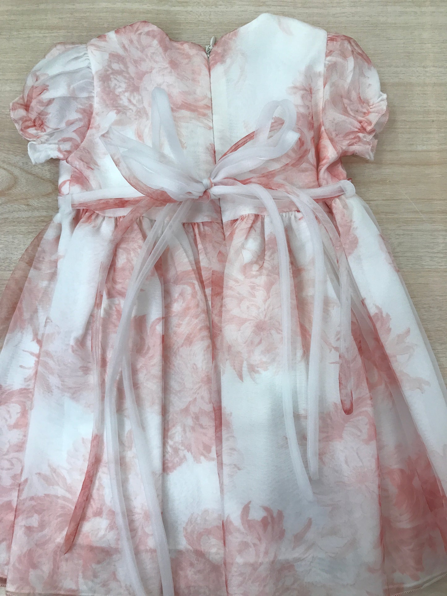 Abito MiniCouture mezza manica a sbuffo dal tono bianco con fiori con fascia in vita intrecciata