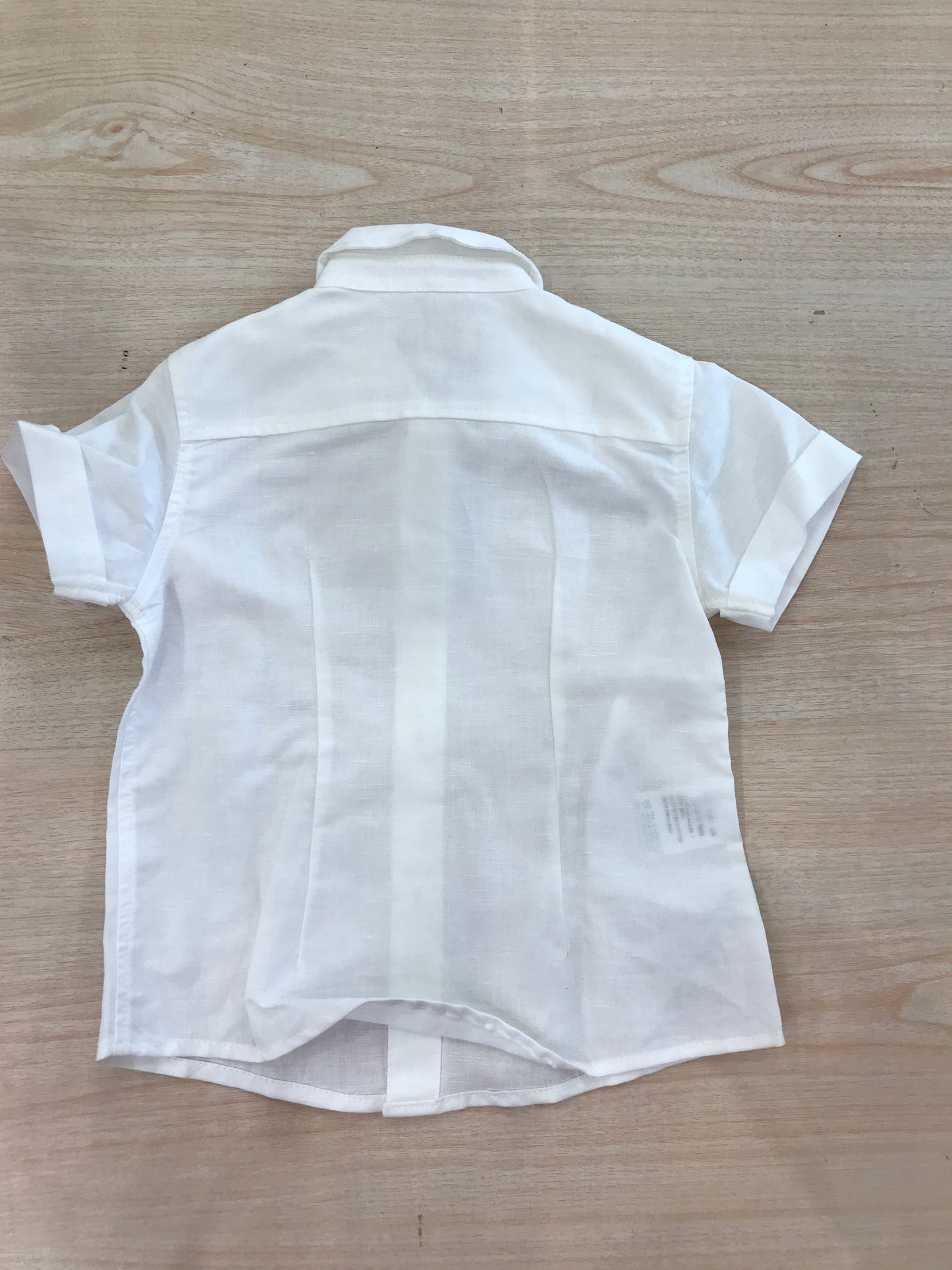 Camicia Cielo Blu bianca mezza manica con collo a punta e bottoni sul davanti