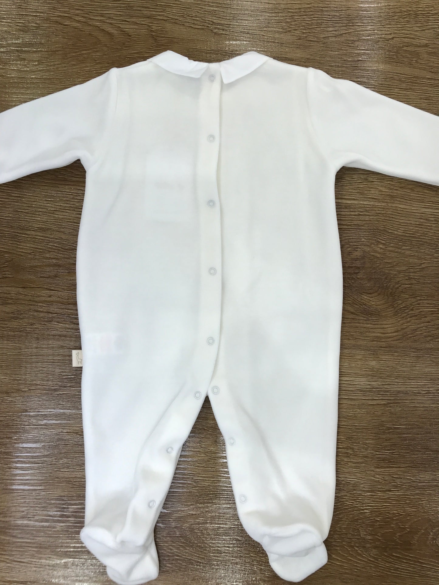 Tutina Baby Gi in ciniglia panna con orsetto centrale