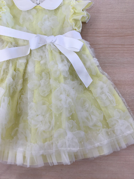 Abito Cielo Blu in cotone manica con rusche con velo di tulle e applicazione di fiocchetti con fascia in vita