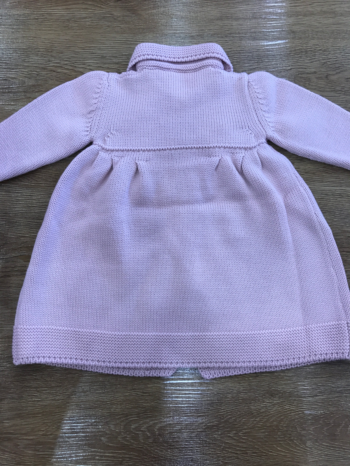 Cappotto Baby Lord in lana rosa antico con fiocchetto rosa e bottoncini a forma di cuore