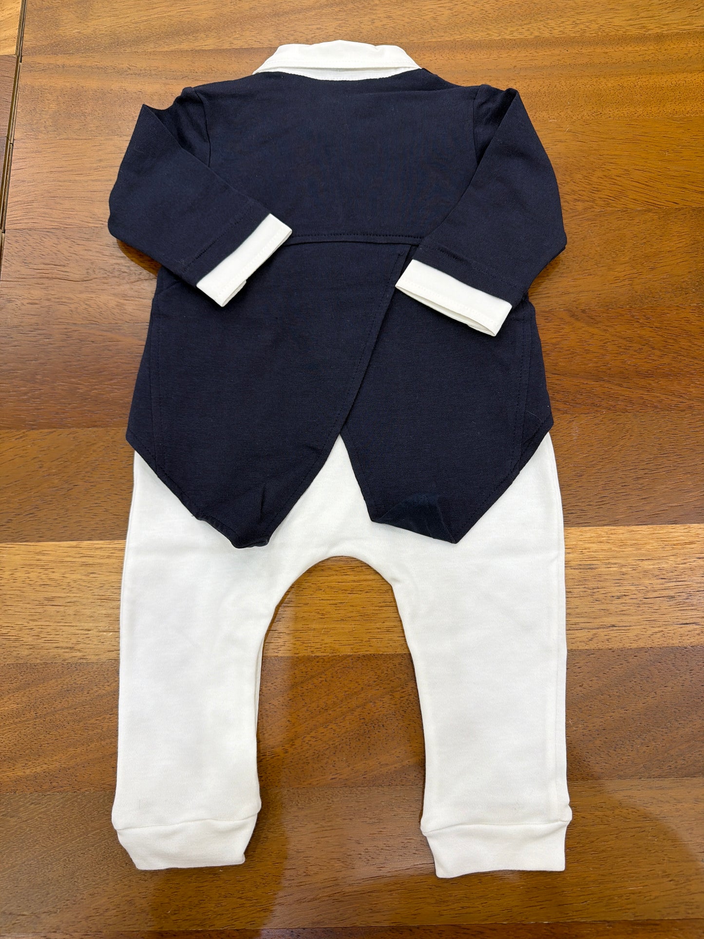 Tutina cielo blu