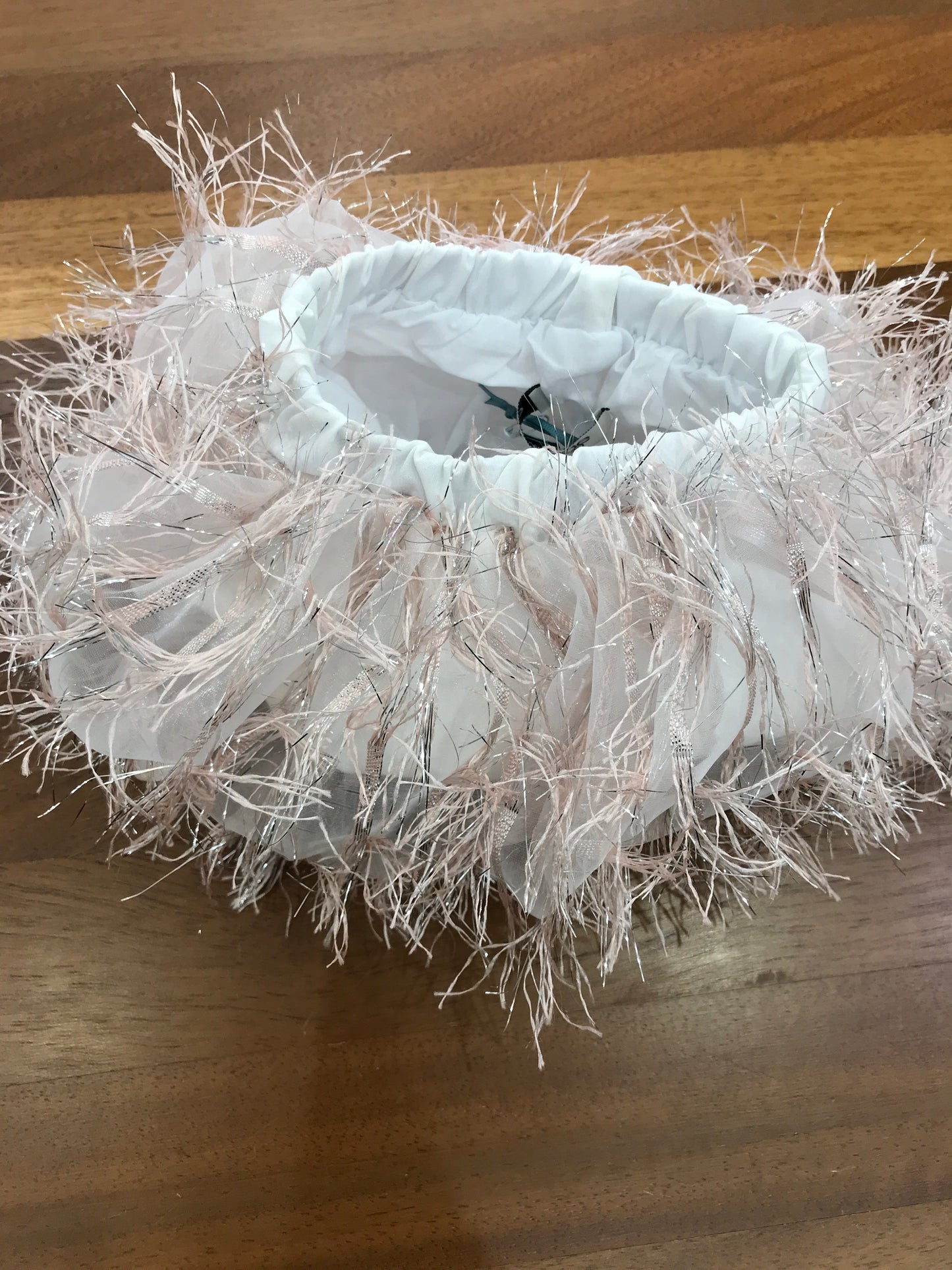 Culotte a'lapage in organza di bambù con piume rosa