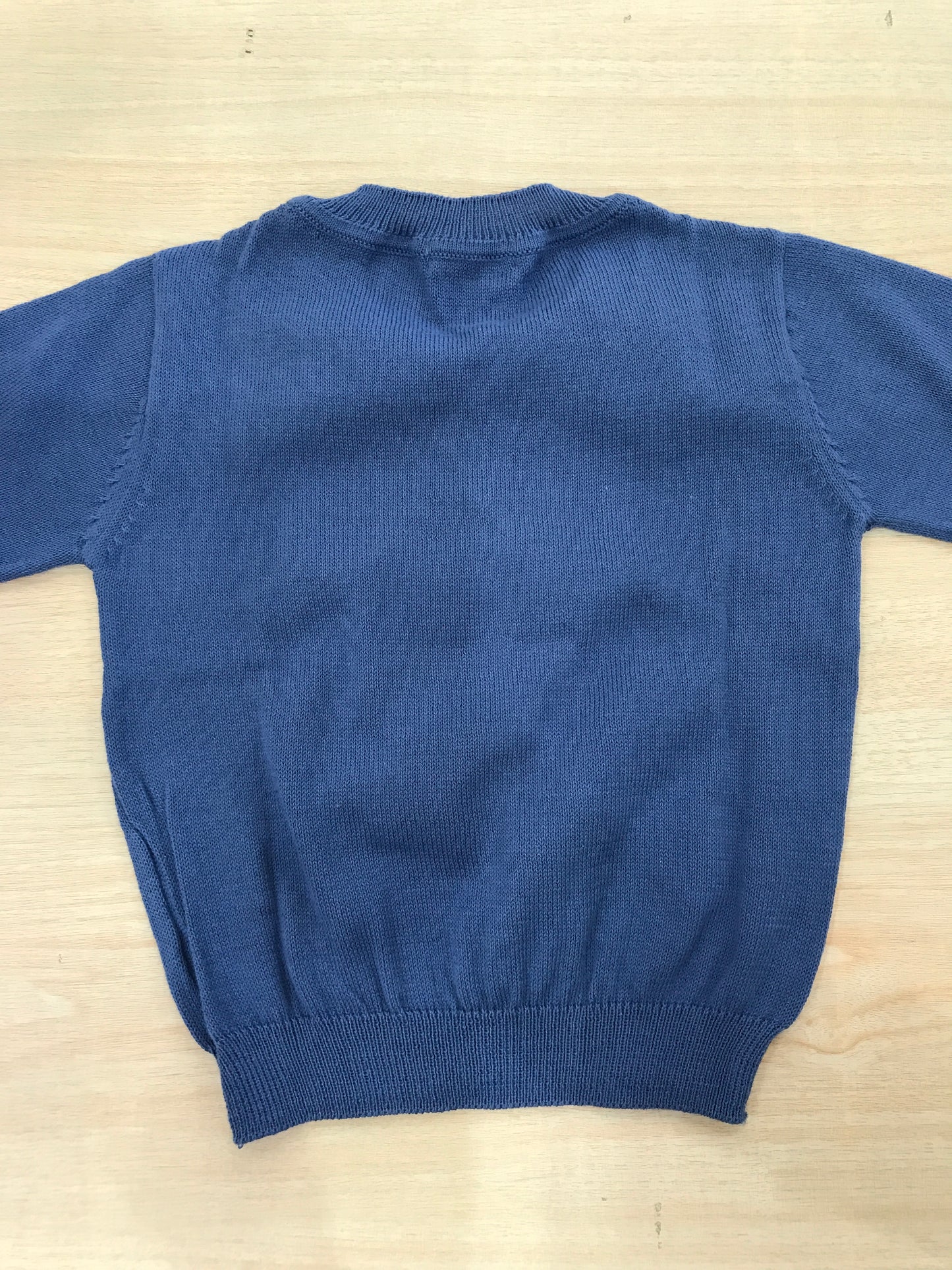 Maglione Jo Milano in filo bluette manica lunga con scollo a punta
