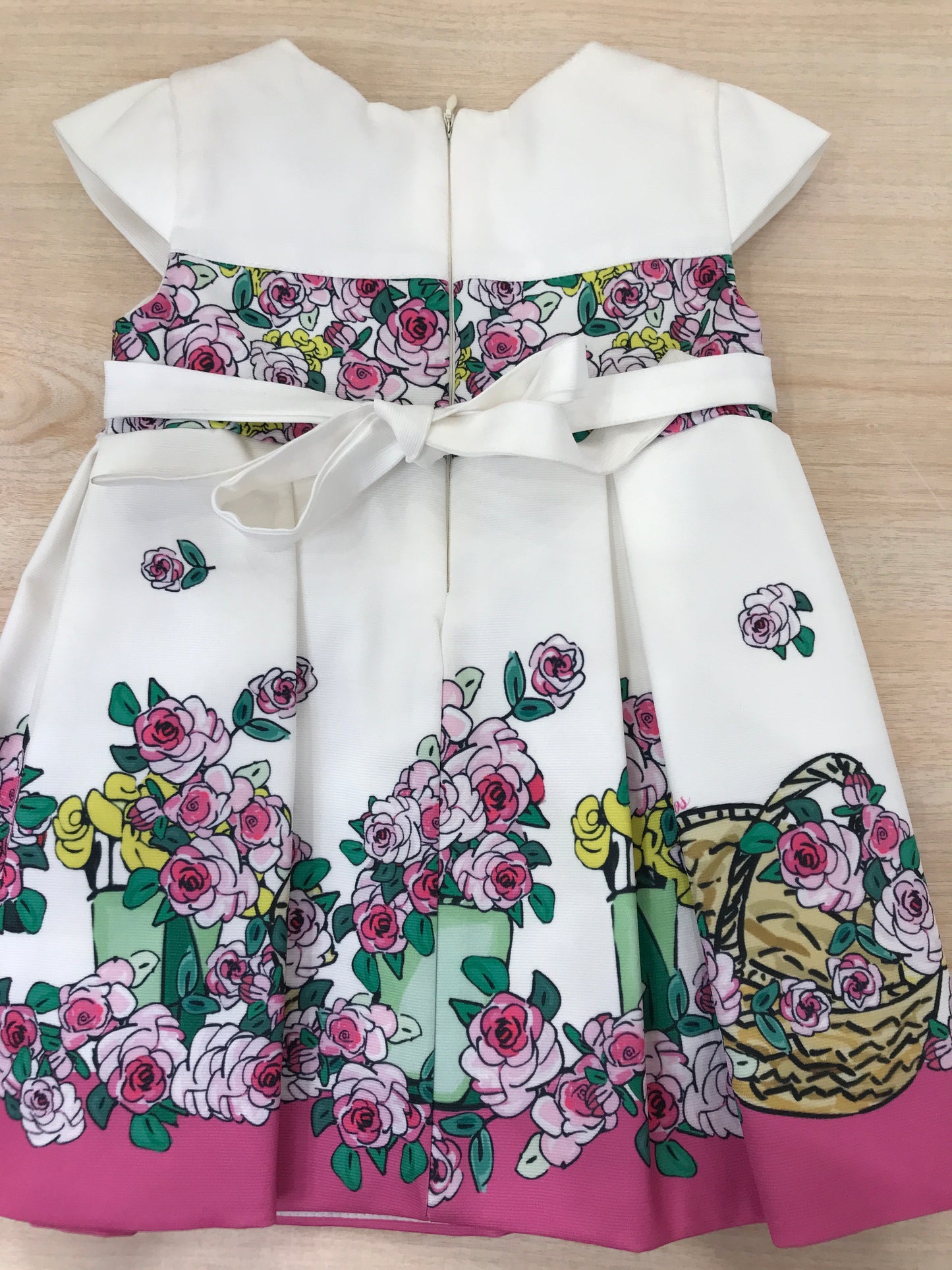 Abito Byblos in cotone con fantasia a fiori smanicato con rusche con zip sul retro