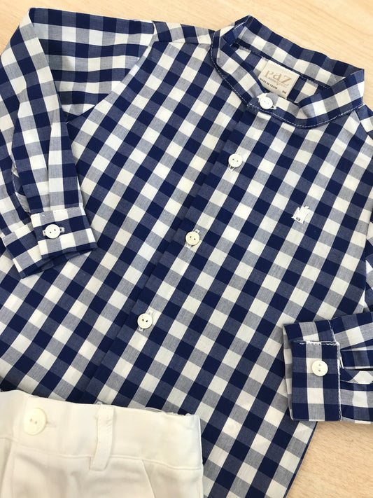 Completo Paz Rodriguez camicia manica lunga a quadretti bianchi e blu con bermuda bianco