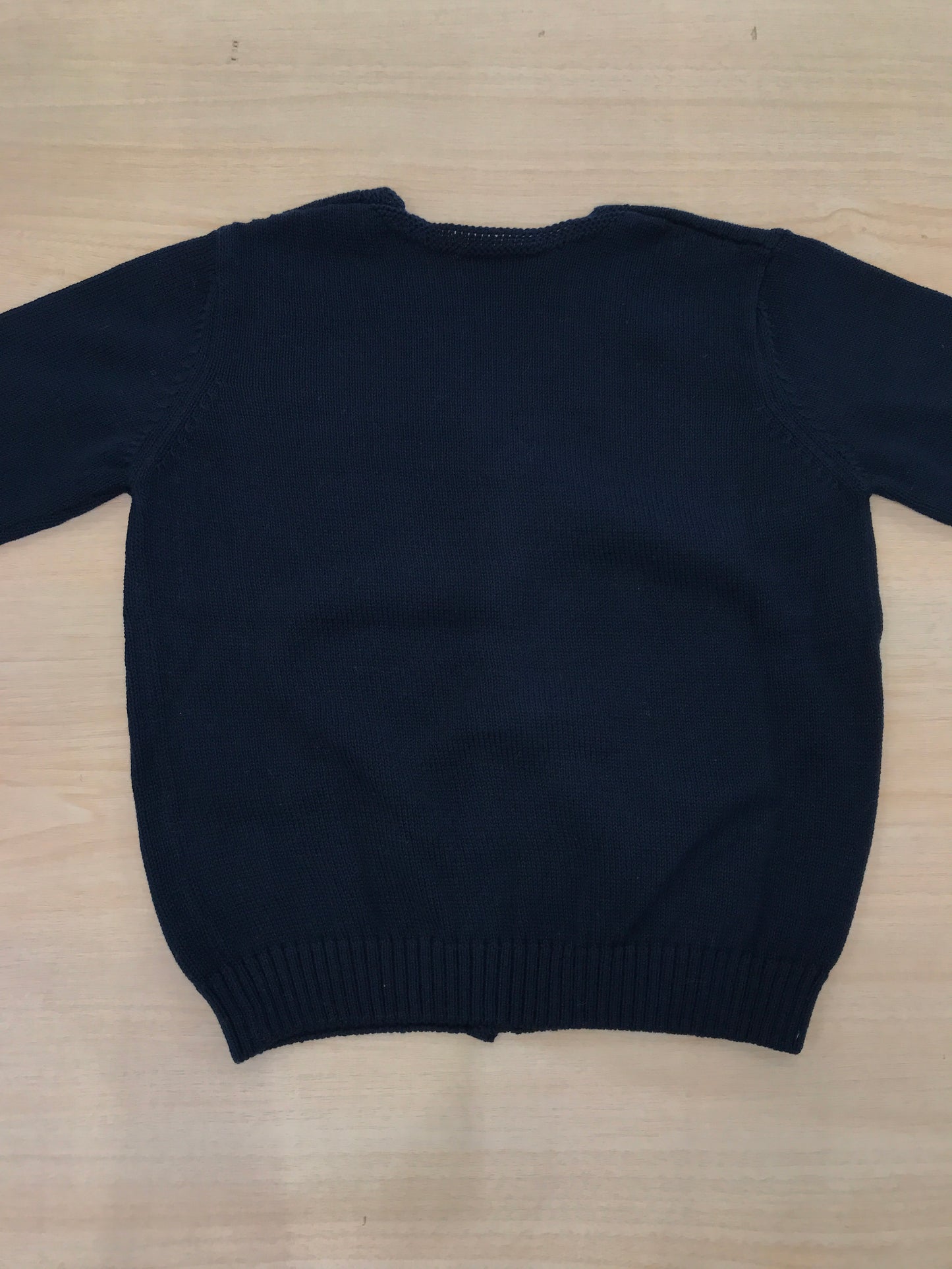 Cardigan Jo Milano in filo blu scuro con bottoncini sul davanti