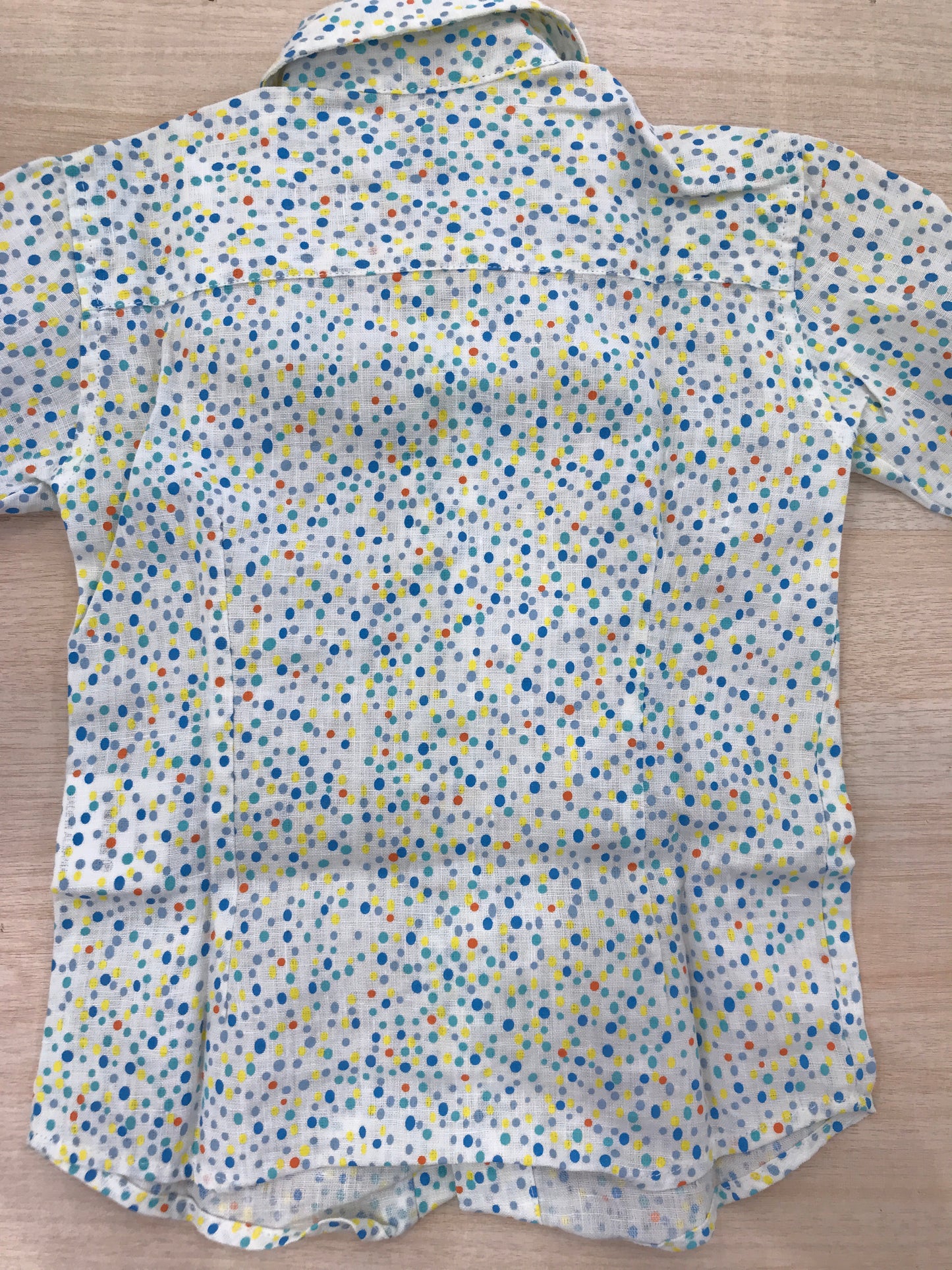 Camicia Croce Fisso Milano in lino manica lunga con piccoli pois colorati