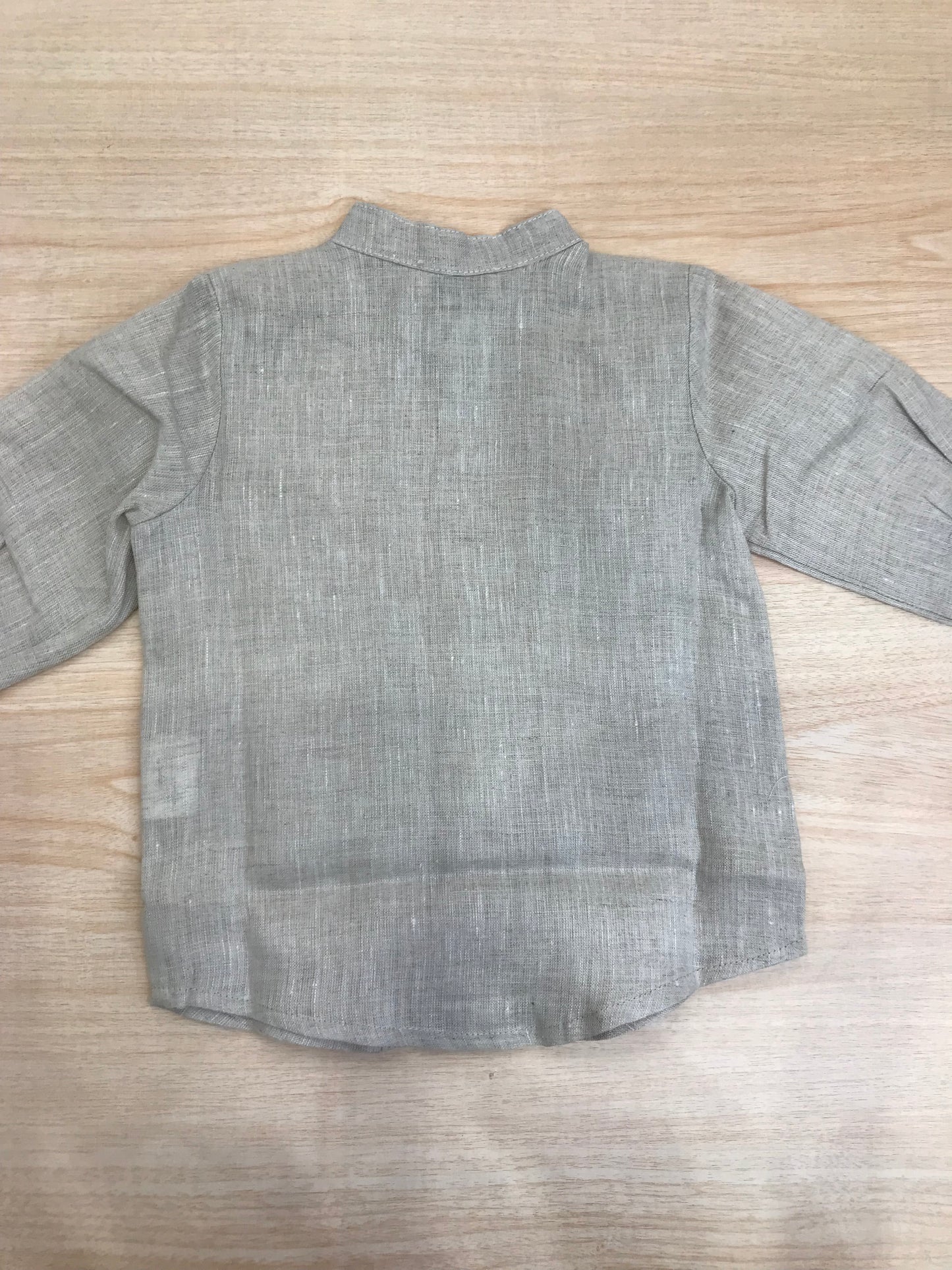 Camicia Jo Milano in lino manica lunga con bottoncini e pieghe sul davanti