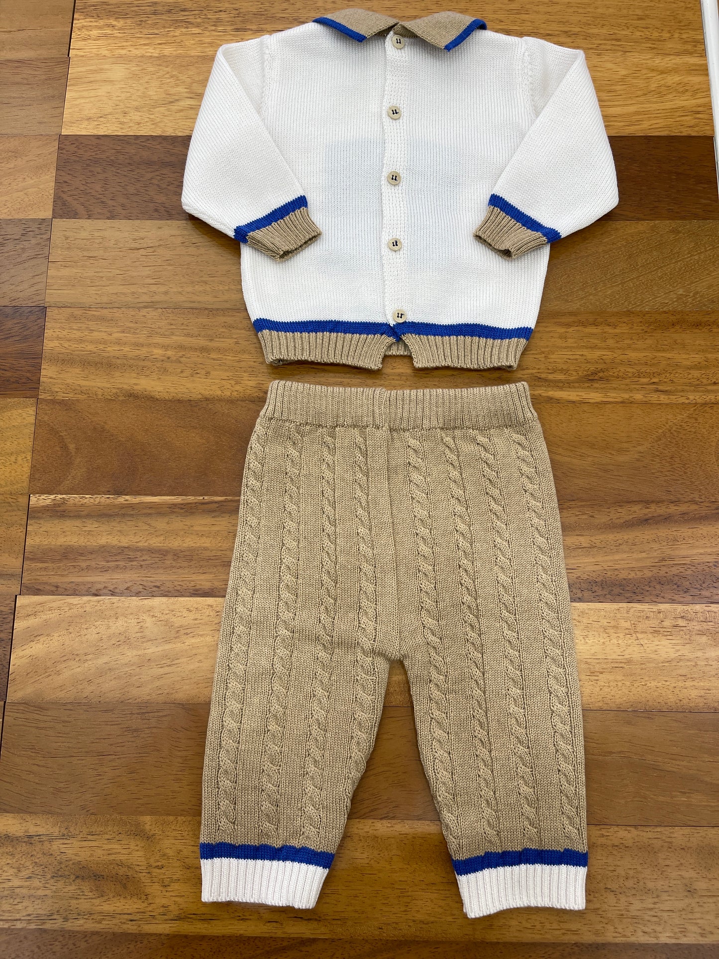 Completo colori chiari