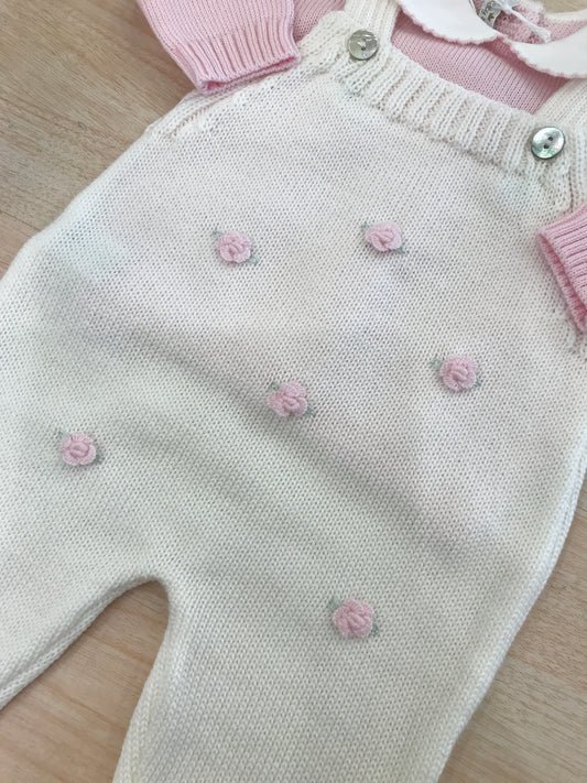 Tutina Baby Lord in lana salopette con bretelle panna e roselline ricamate a mano con maglietta rosa manica lunga