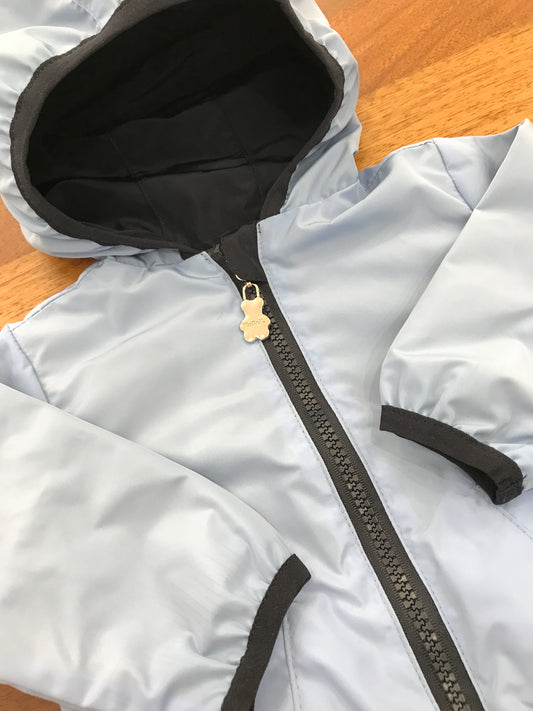 Giacca Impermeabile Nanan double face azzurro e blu con cappuccio e tasche