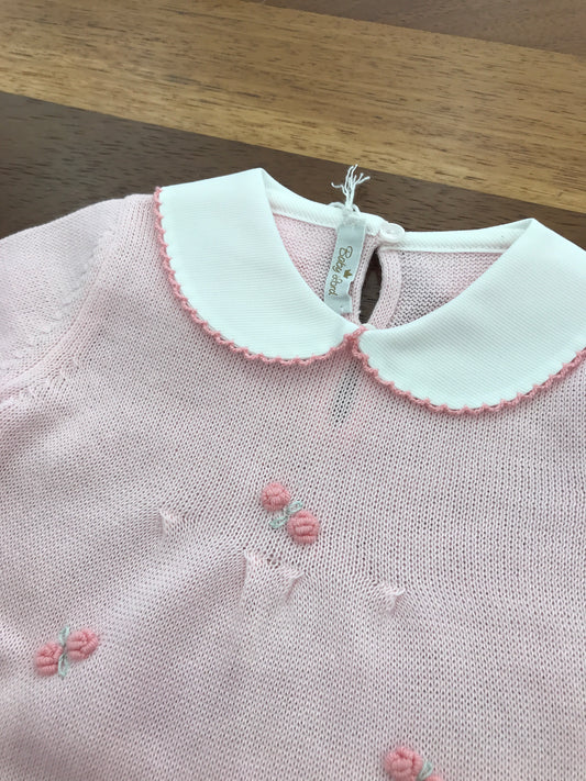 Pagliaccetto Baby Lord in filo rosa mezza manica con rose corallo lavorate sul davanti
