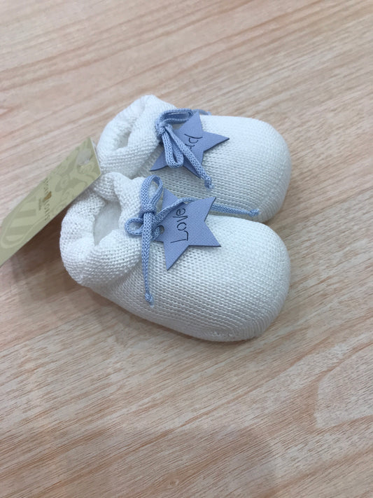Babbucce Story Loris in filo bianco con stella e fiocco celeste sul davanti