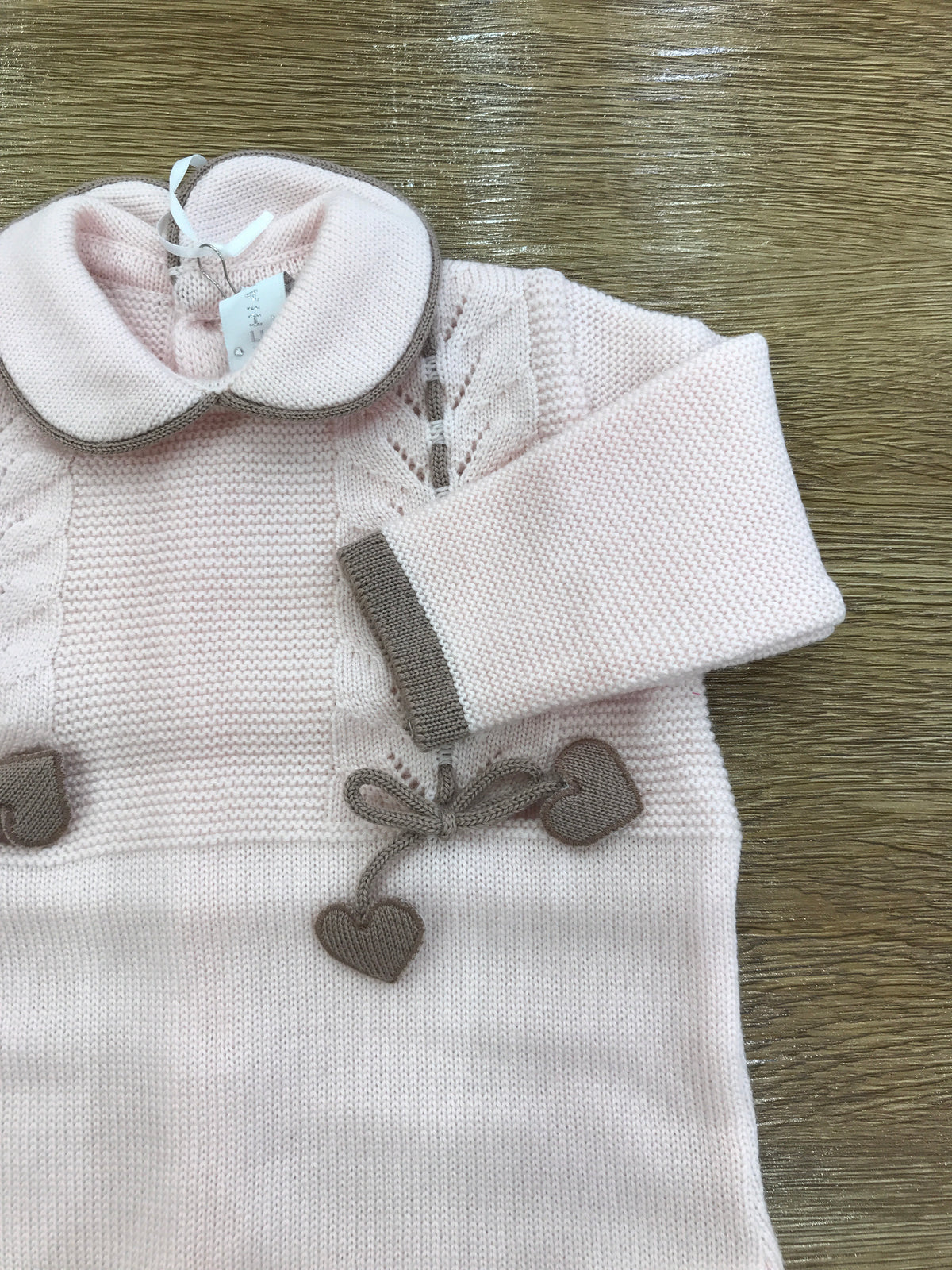 Tutina Colori Chiari in lana intera rosa con cuori tortora