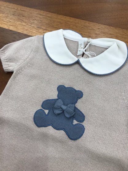 Pagliaccetto Baby Lord in filo tortora mezza manica collo tondo bianco con orsetto avio centrale