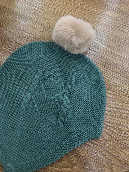 Cappello PCS con lacci per fiocchetto e pon pon