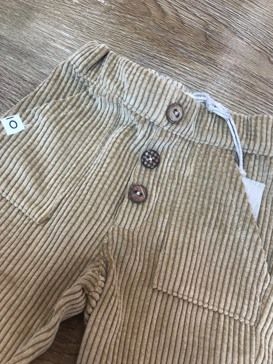 Pantalone Maperò in velluto a coste color cammello con tasche sul davanti e piccoli bottoncini