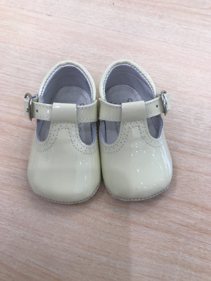 Scarpe Tinny Shoes in vernice con doppio occhiello