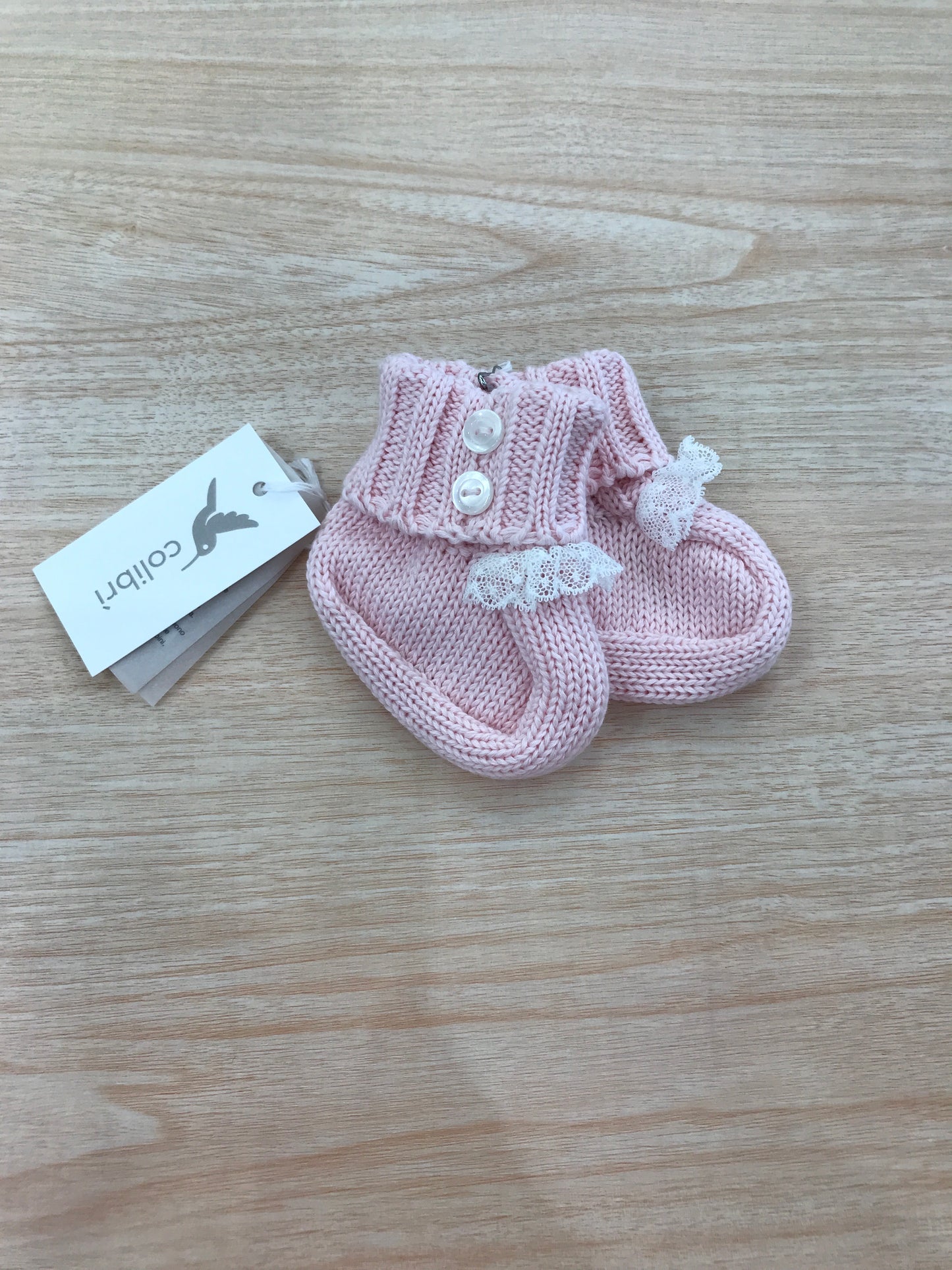 Babbucce Colibrì in filo rosa con bottoncini laterali con valancienne bianco sul davanti