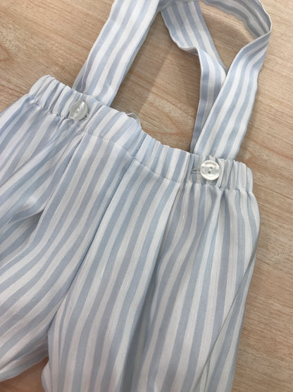 Pantalone Colibrì con righe bianche e celesti con bretelle a sbuffo